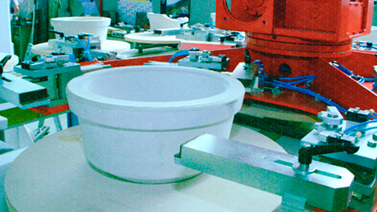 Jiggering and shaping systems SACMI